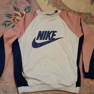 Nike crewneck colorblock crewneneck sweatshirt